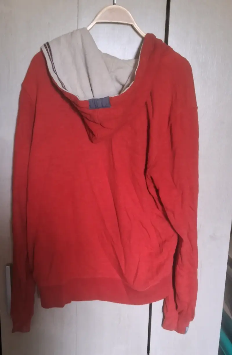 Polerón rojo con capucha Ferouch para hombre - 3