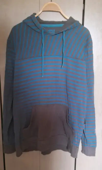 Polerón con capucha a rayas azul y gris - miniatura 1