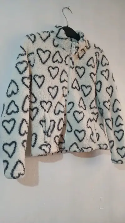Chaqueta de peluche con corazones Sweet Girl - miniatura 1