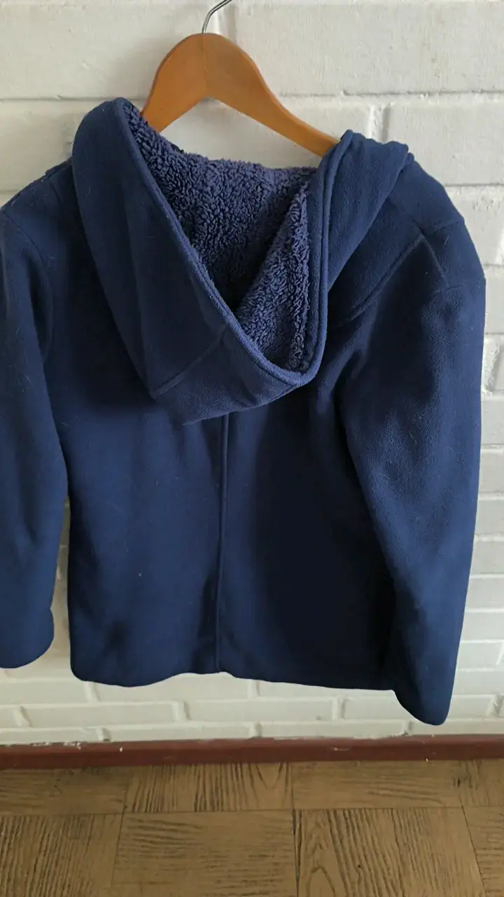 Abrigo azul con capucha para mujer - 4