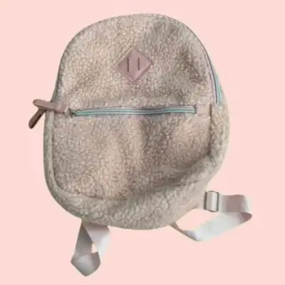 Mochila de felpa rosada con bolsillo frontal - miniatura 1