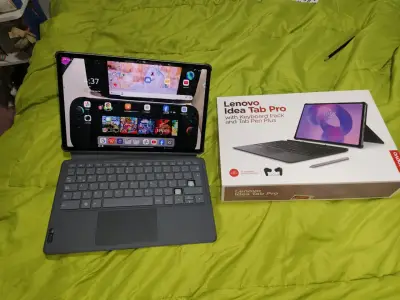 Tablet Lenovo Idea Tab Pro con teclado y lápiz - miniatura 1