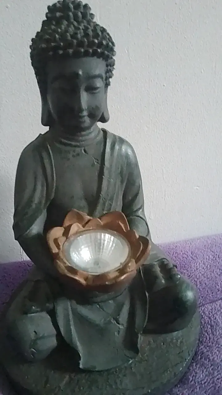 Estatua de Buda con portavelas decorativa - 6