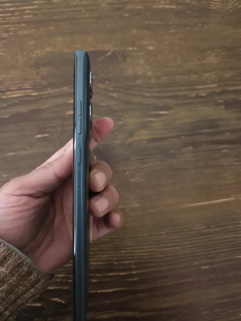 Smartphone Motorola Edge 50 Fusion con caja - 4