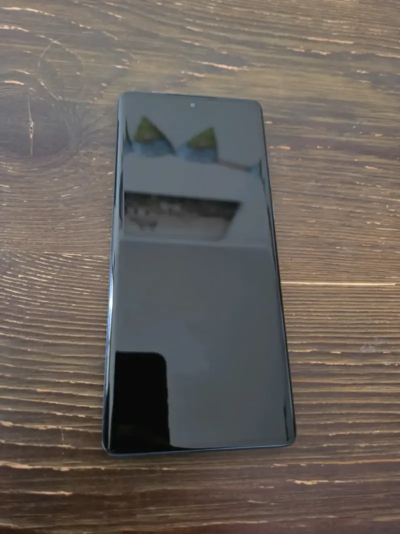 Smartphone Motorola Edge 50 Fusion con caja - 5