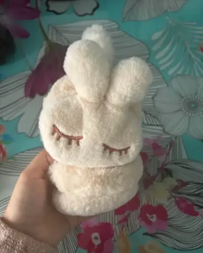 Orejeras de peluche con diseño de conejo - miniatura 5