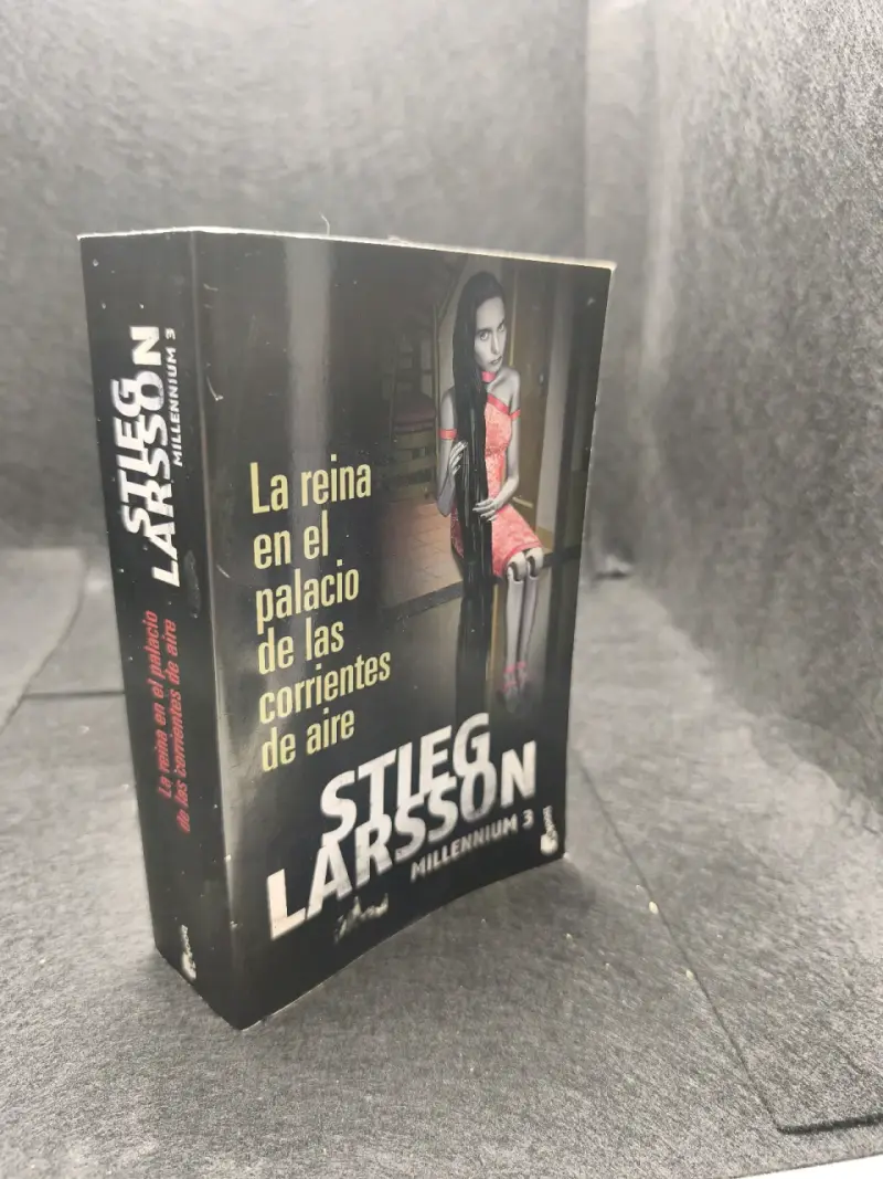 Libro 'La Reina en el Palacio de las Corrientes de Aire' de Stieg Larsson - 2