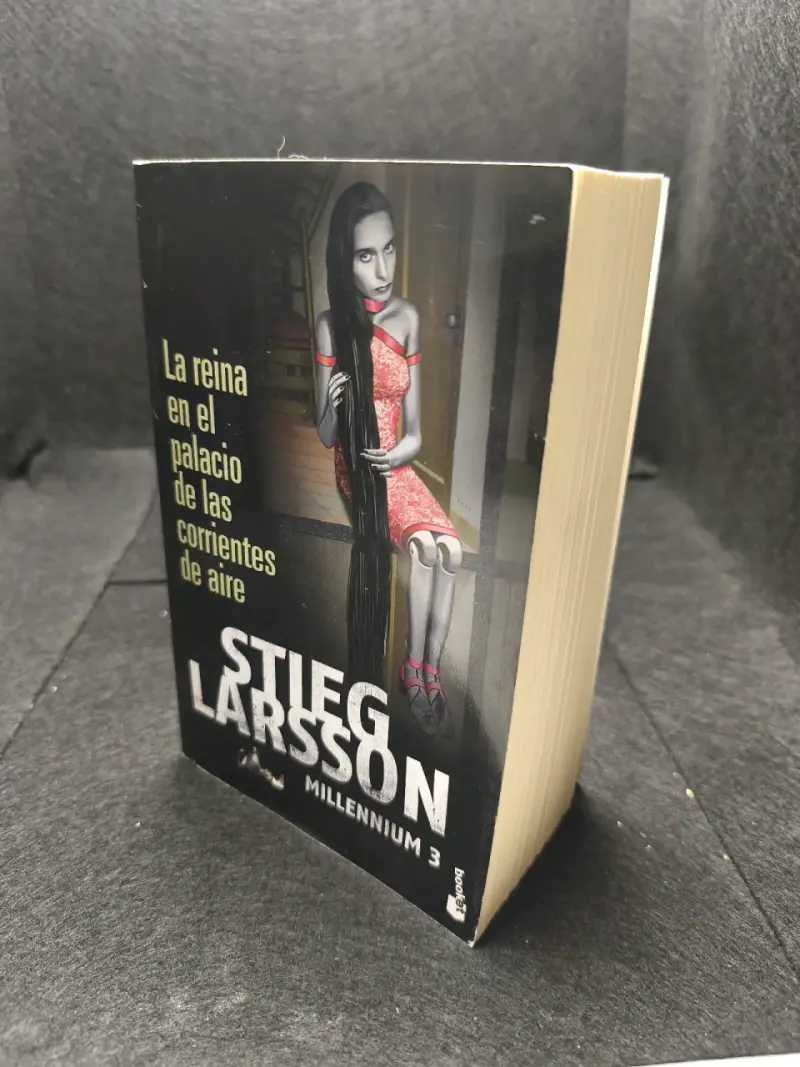 Libro 'La Reina en el Palacio de las Corrientes de Aire' de Stieg Larsson - 3