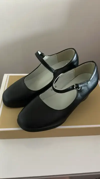 Zapatos de cueca talla 36 - miniatura 1