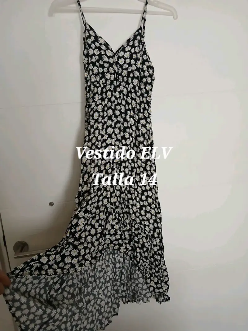 Vestido largo con estampado de margaritas talla 14