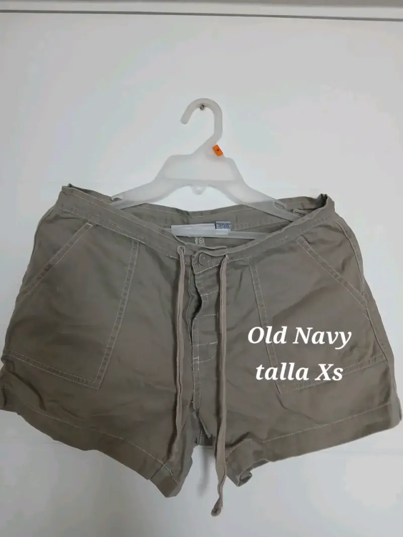 Shorts Old Navy color caqui talla XS