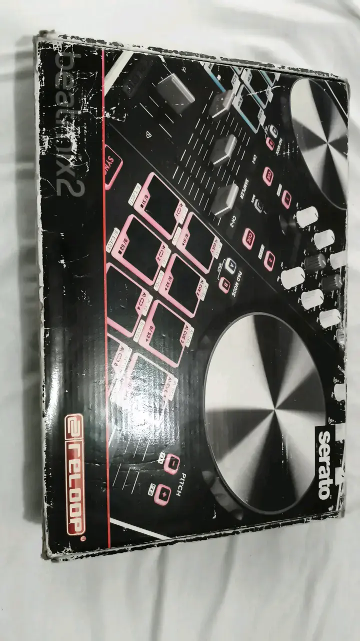 Controlador DJ Reloop Beatmix 2 con Serato - 1
