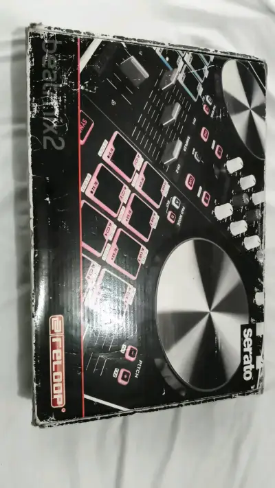 Controlador DJ Reloop Beatmix 2 con Serato - miniatura 1