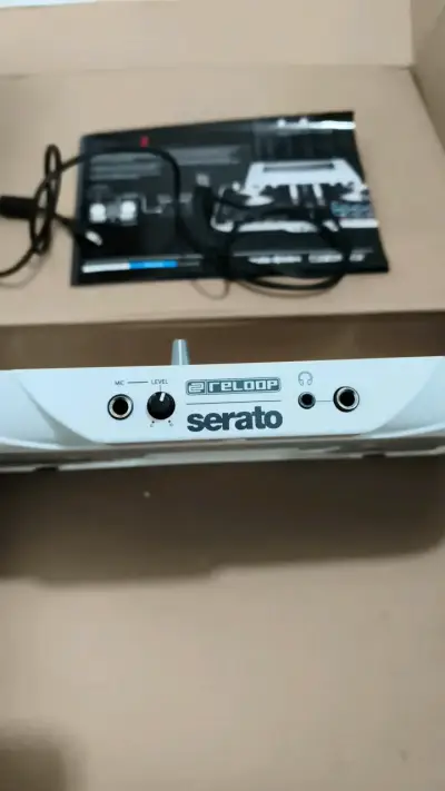 Controlador DJ Reloop Beatmix 2 con Serato - miniatura 4