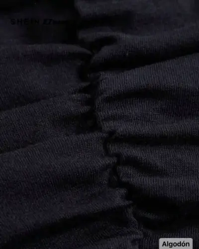Polera negra con diseño de manos Shein - miniatura 3