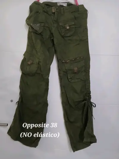 Pantalones cargo verdes Opposite talla 38 - miniatura 1