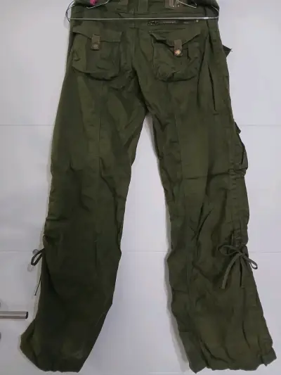 Pantalones cargo verdes Opposite talla 38 - miniatura 4