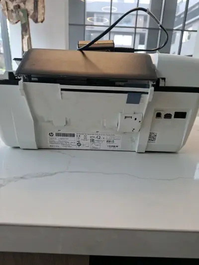 Impresora Multifuncional HP Deskjet Ink Advantage 2645 - miniatura 4