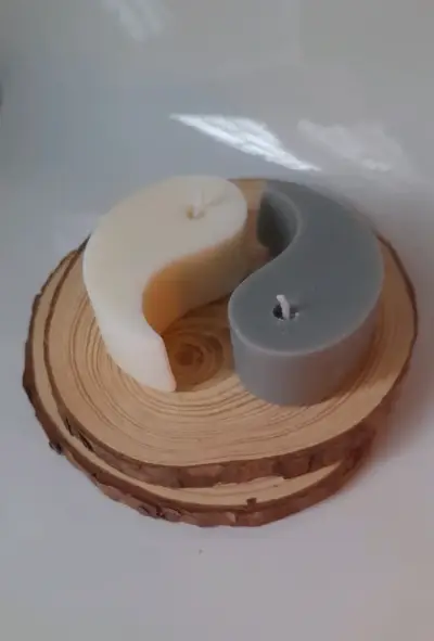 Velas decorativas Yin Yang en base de madera - miniatura 1
