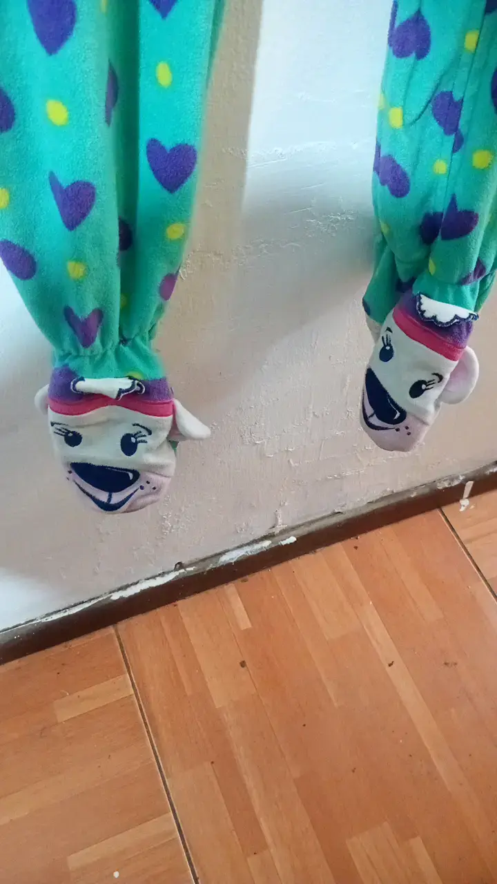 Pijama enterizo infantil Total Girl con diseño de corazones - 3