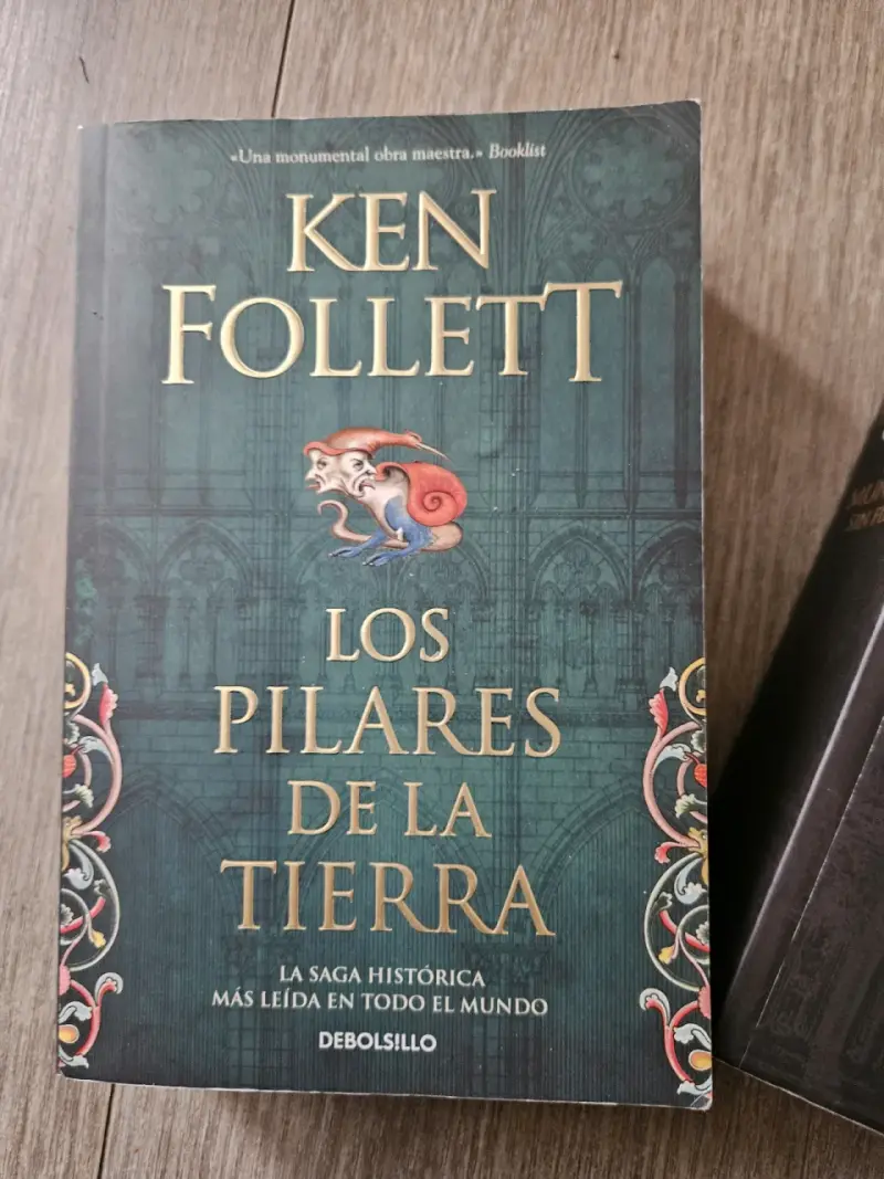 Pack de libros Ken Follett: Los Pilares de la Tierra y Un Mundo Sin Fin - 2