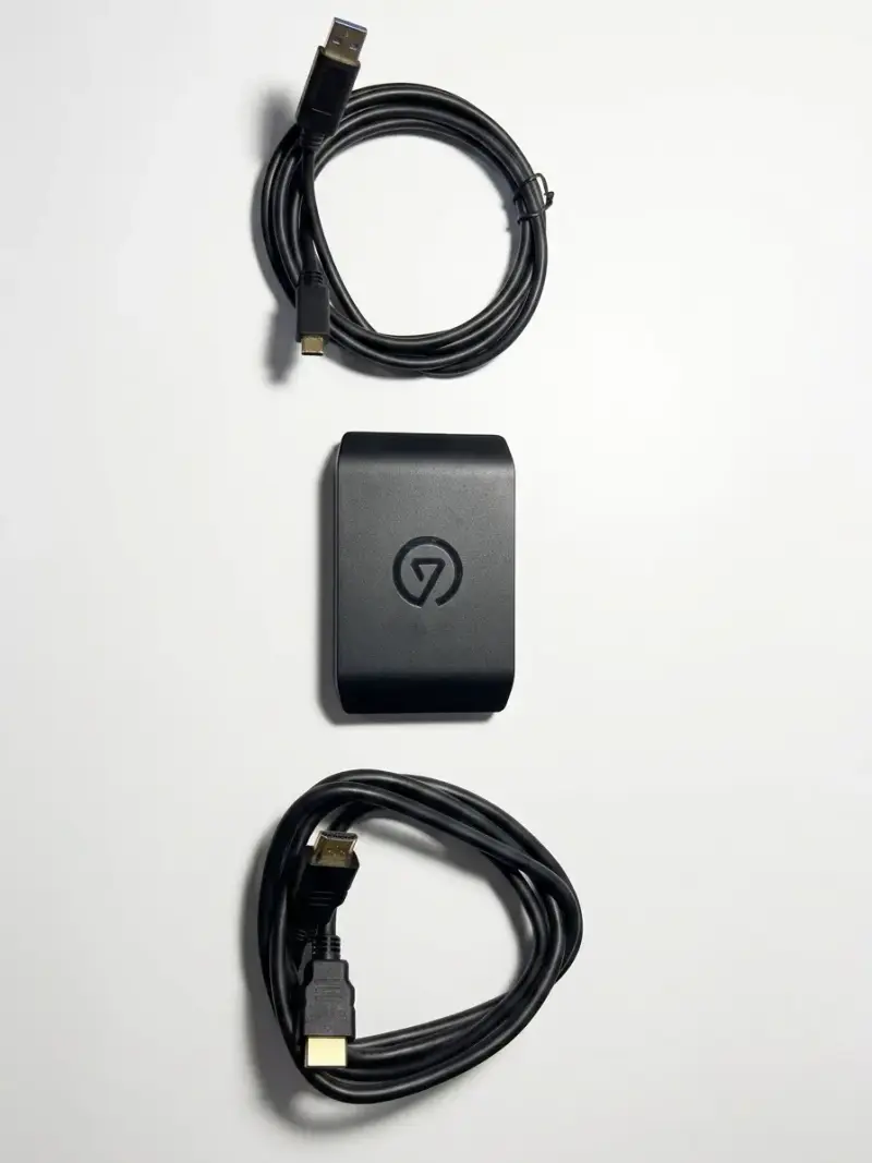 Capturadora de Video Elgato HD60 X con sus Cables - 1