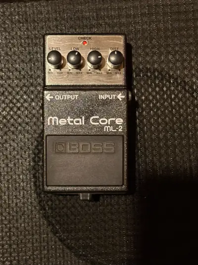 Pedal de efectos Boss Metal Core ML-2 para guitarra - miniatura 1