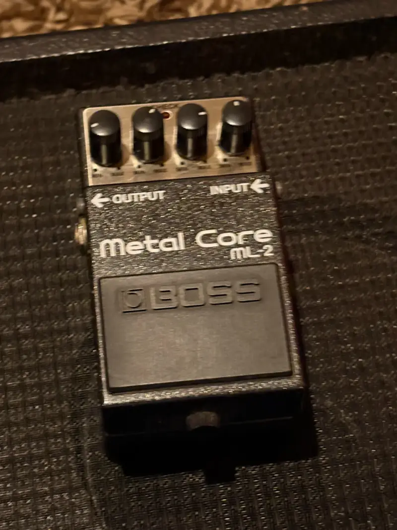 Pedal de efectos Boss Metal Core ML-2 para guitarra - 2