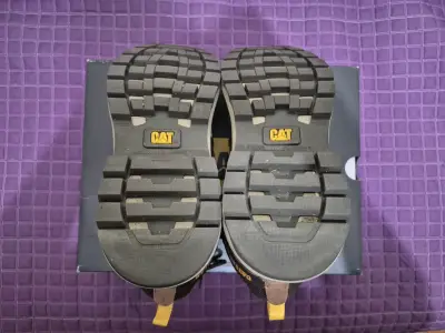 Botas de cuero marrón CAT para hombre - miniatura 4