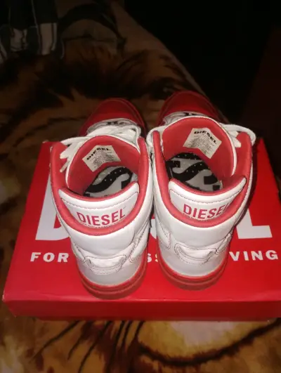 Zapatillas diesel originales - miniatura 2