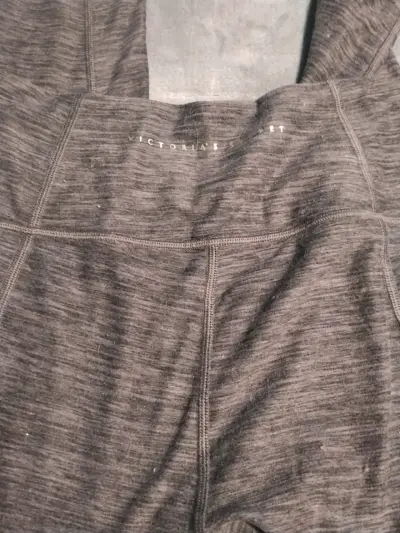Leggings deportivos grises Victoria's Secret - miniatura 1