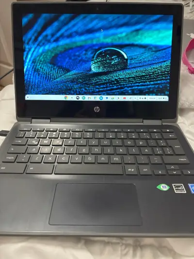 HP Chromebook 11.6 pulgadas en buen estado - miniatura 1