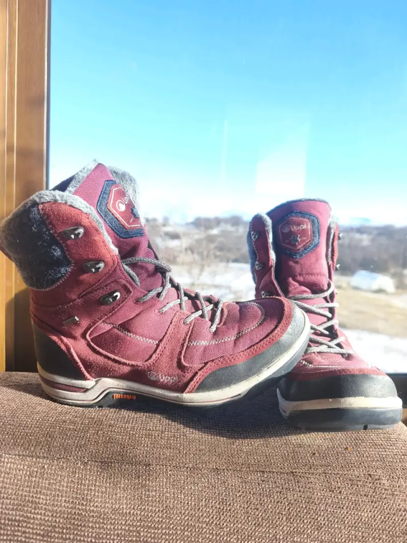 Botas de montaña rojas Lippi con cordones extra - 2