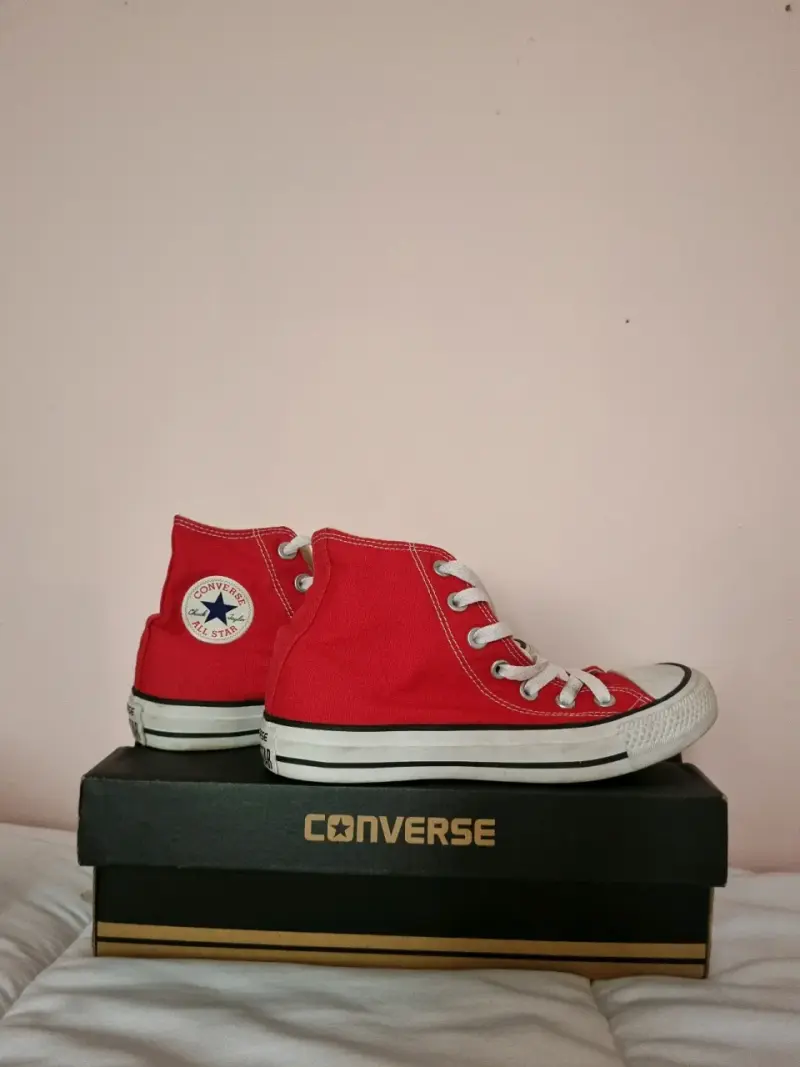 Zapatillas Converse All Star rojas de lona
