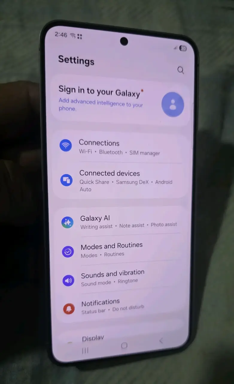 Samsung Galaxy S25 con cargador - 5