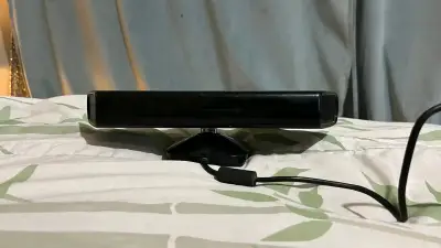 Pack Xbox 360 Slim con Kinect y controles - miniatura 5