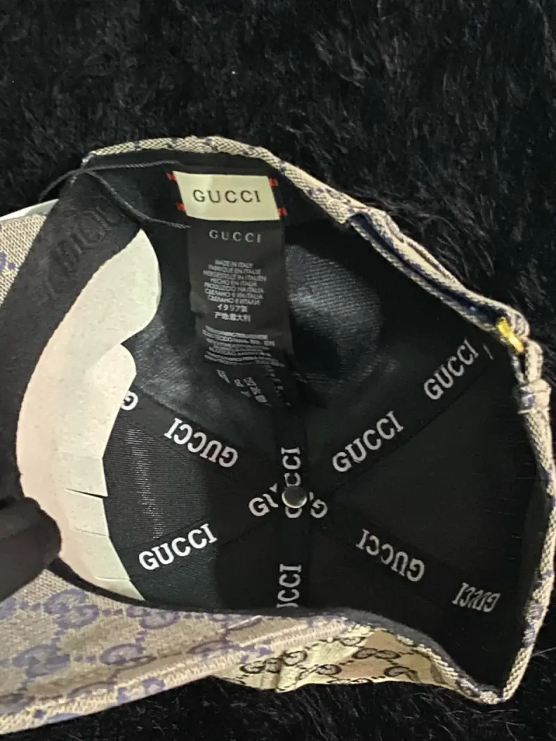 Gorra Gucci con diseño monograma y cinta tricolor - 2
