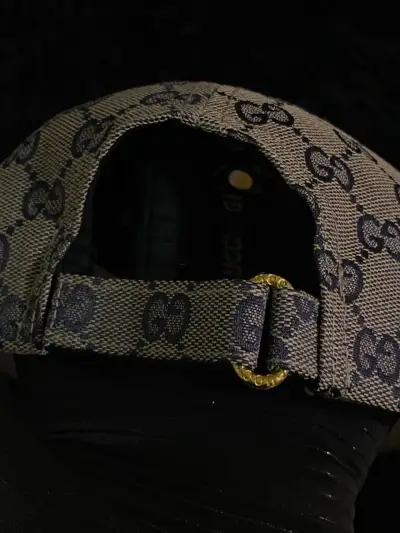 Gorra Gucci con diseño monograma y cinta tricolor - miniatura 3