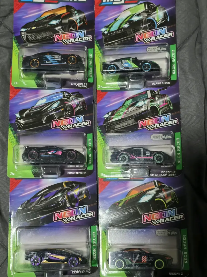 Set de autos escala 1:64 Marjorette Neon Racer