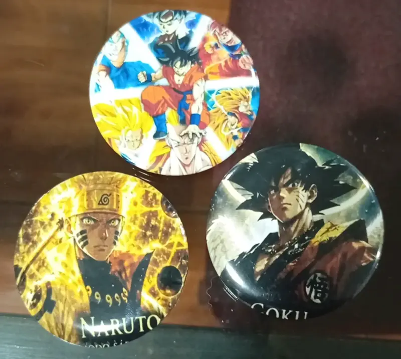 Set de chapitas personalizadas y anime,cantantes - 2