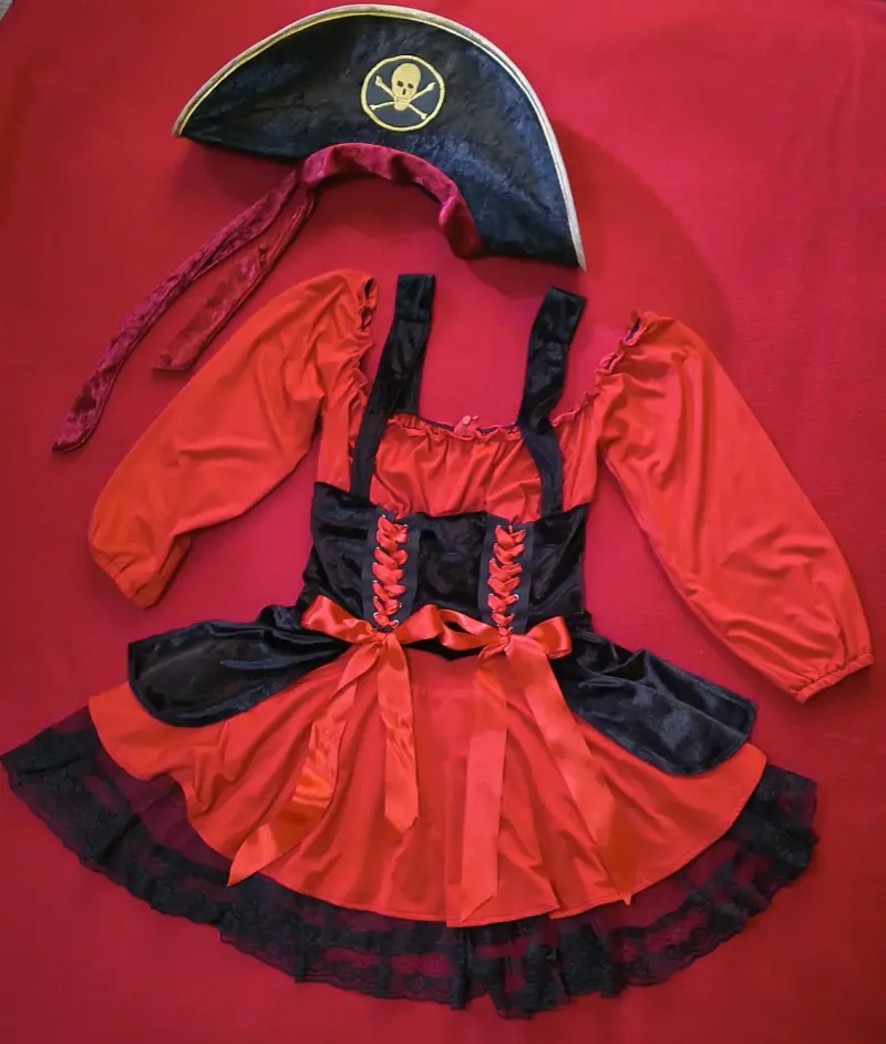 Disfraz de pirata para mujer rojo y negro - 1