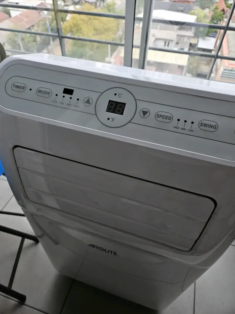 Aire acondicionado portátil Airolite 12.000 BTU - 2