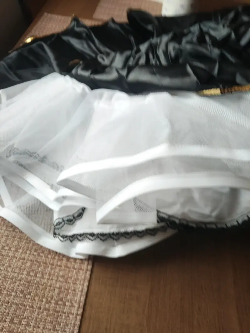 Falda de disfraz baile negra detalles dorados - 3