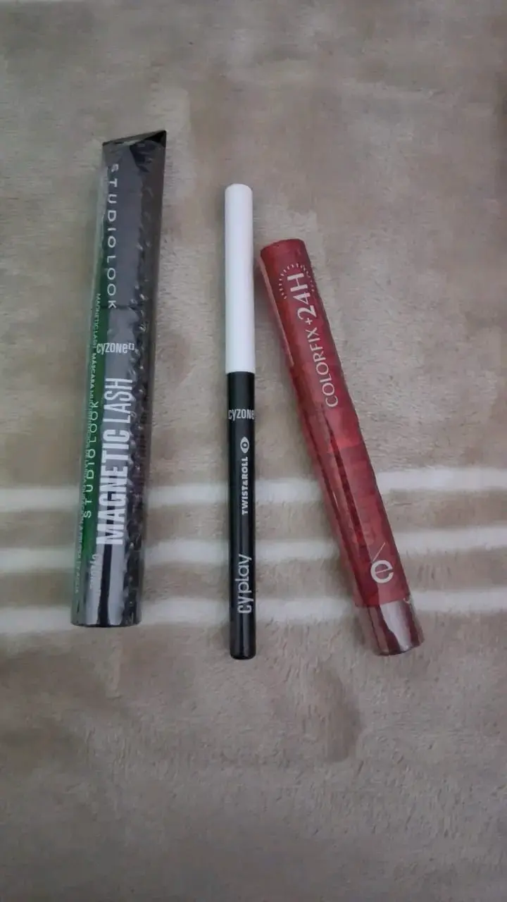 Set de maquillaje Cyzone: delineador y máscara - 1