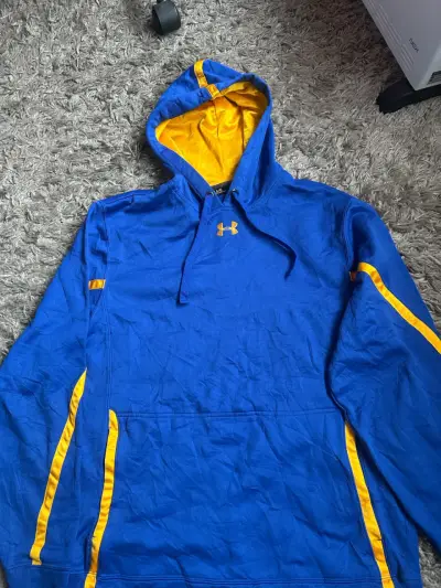 Polerón con capucha azul y amarillo Under Armour - miniatura 2