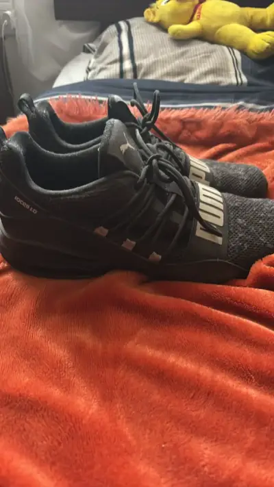 Zapatillas deportivas negras Puma modelo Iocati Lo - miniatura 1