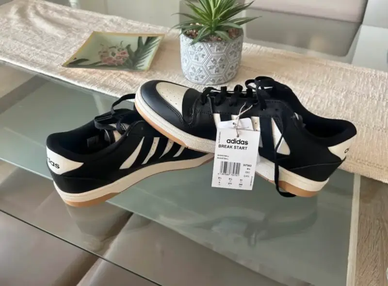 Zapatillas Adidas Break Start negras y blancas - 1