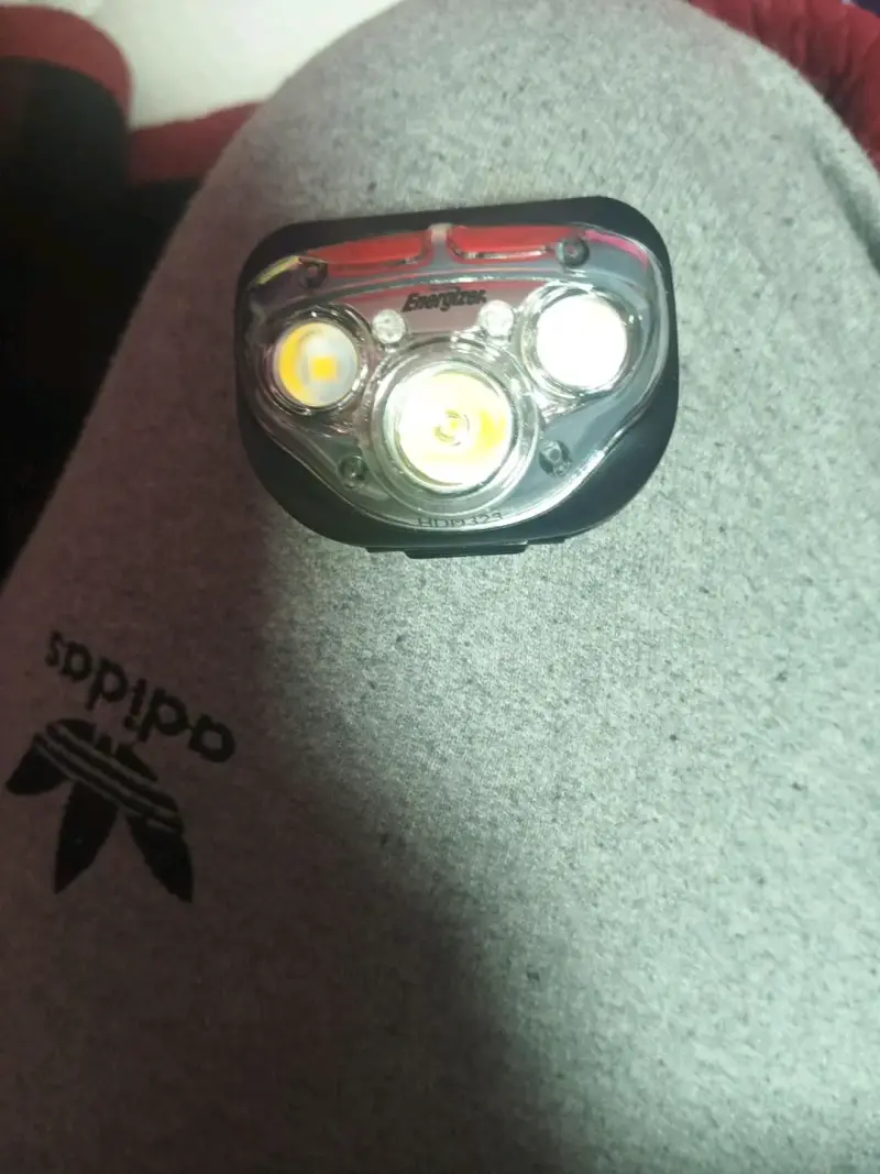 Linterna frontal LED Energizer con luz roja - 4
