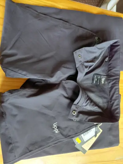 Pantalon impermeable Lippi negro talla 12 - miniatura 4