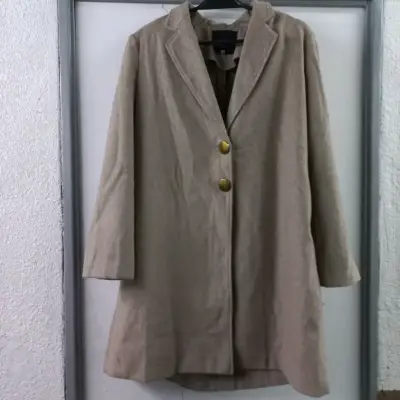 Abrigo beige con botones dorados S.Cocco - miniatura 1